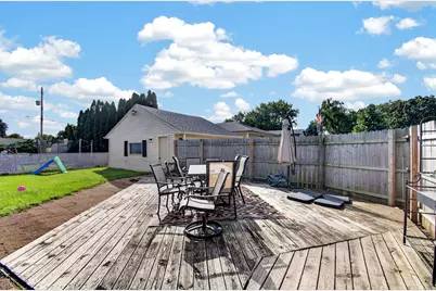 2021  79th St, Kenosha, WI 53143 - Photo 34