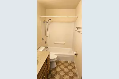 9500 N Green Bay Rd #301, Brown Deer, WI 53209 - Photo 20