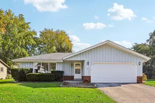 1126 Riverton Dr, Mukwonago, WI 53149 - Photo 1