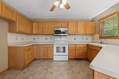 813  Kendall Ln #2, Lake Geneva, WI 53147 - Photo 14