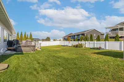1615  Cherry Ln, Holmen, WI 54636 - Photo 32