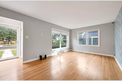 3055 N 81st St, Milwaukee, WI 53222 - Photo 4