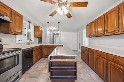 418 S Whiton St, Whitewater, WI 53190 - Photo 22