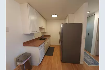 6143 W Howard Ave #9, Greenfield, WI 53220 - Photo 2