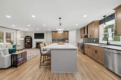 12513 N Jacqueline Ct, Mequon, WI 53092 - Photo 8