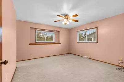 412  Lakeview Rd #414, South Milwaukee, WI 53172 - Photo 20