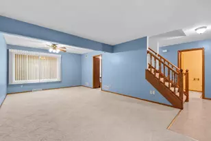 412 Lakeview Rd, South Milwaukee, WI 53172 - Photo 10