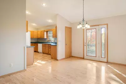 543 W Maple St, Viroqua, WI 54665 - Photo 4