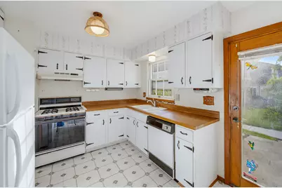 4134 W Cherrywood Ln #4134, Brown Deer, WI 53209 - Photo 20
