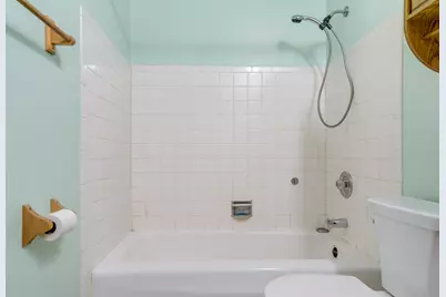 4134 W Cherrywood Ln #4134, Brown Deer, WI 53209 - Photo 16