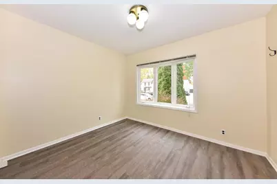 725  Mac Arthur Dr, Beaver Dam, WI 53916 - Photo 12