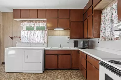 423  Adams St, La Crosse, WI 54601 - Photo 10