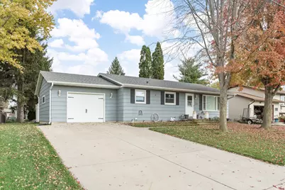 1062  Boughton St, Watertown, WI 53094 - Photo 2