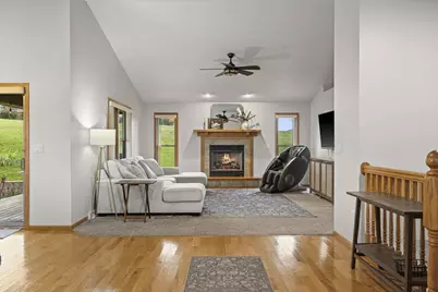 N13257  Larkspur Rd, Trempealeau, WI 54661 - Photo 4