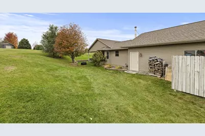 N13257  Larkspur Rd, Trempealeau, WI 54661 - Photo 28