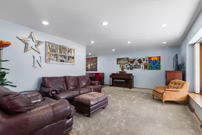 3134  Skyline Dr, Richfield, WI 53033 - Photo 4