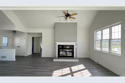 N56W18034  Evergreen Ln, Menomonee Falls, WI 53051 - Photo 10