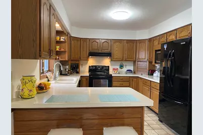 150  Fairway Ct, Onalaska, WI 54650 - Photo 6