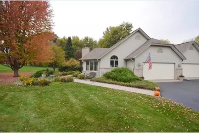 250  Indian Mound Pkwy #9, Whitewater, WI 53190 - Photo 1