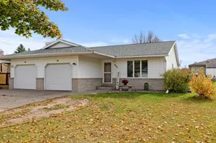 926 Bethanne Pl, Onalaska, WI 54650 - Photo 1