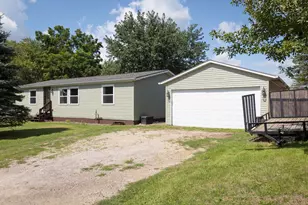 302 Pearl St, Reeseville, WI 53579 - Photo 1