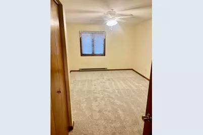 530 N Silverbrook Dr #104, West Bend, WI 53090 - Photo 10