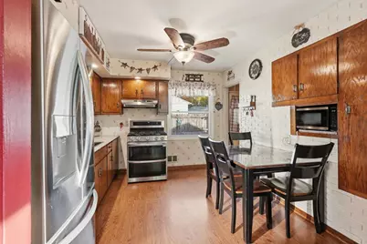 6436 W Ohio Ave, Milwaukee, WI 53219 - Photo 6