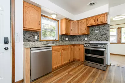 7823 N 53rd St, Milwaukee, WI 53223 - Photo 20