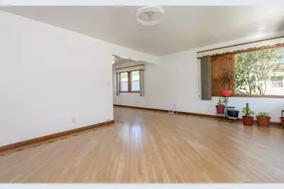 7823 N 53rd St, Milwaukee, WI 53223 - Photo 16