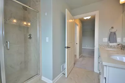 1320  Prairie Creek Blvd, Oconomowoc, WI 53066 - Photo 22