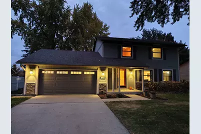 1305  Meadow Ln, Onalaska, WI 54650 - Photo 2
