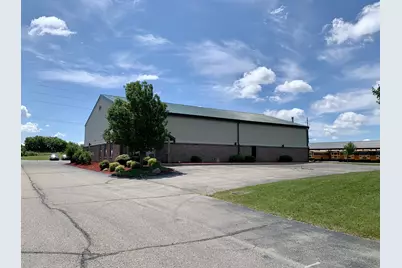 1812  Hobbs Dr, Delavan, WI 53115 - Photo 2