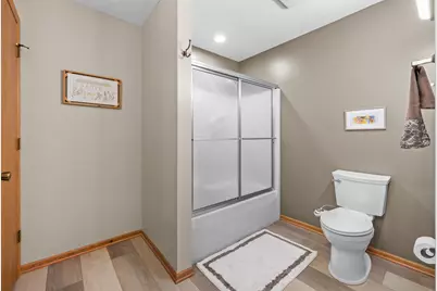 1514  Ridgewood Dr, West Bend, WI 53095 - Photo 22