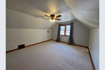 13513 W Greenfield Ave, New Berlin, WI 53151 - Photo 20
