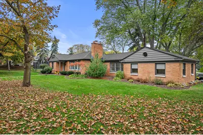 1935  Fairfax Dr, Elm Grove, WI 53122 - Photo 34