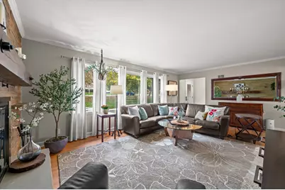 1935  Fairfax Dr, Elm Grove, WI 53122 - Photo 6