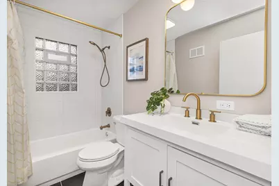 4780 N Diversey Blvd, Whitefish Bay, WI 53211 - Photo 12
