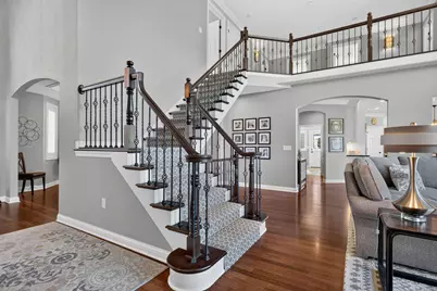 1187  Mary Hill Cir, Hartland, WI 53029 - Photo 6