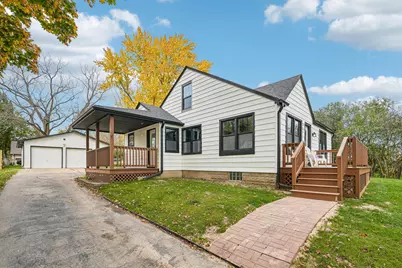 N20W28318  Oakton Rd, Delafield, WI 53072 - Photo 8
