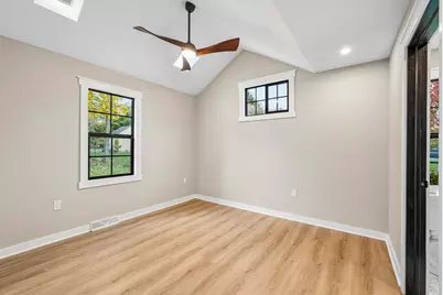 N20W28318  Oakton Rd, Delafield, WI 53072 - Photo 28