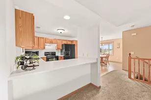 987 Spring Ct, Newburg, WI 53095 - Photo 6