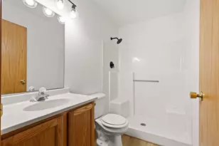 350 Park View Dr, Darien, WI 53114 - Photo 12