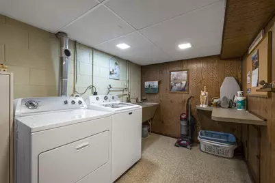 2932 E Dale Ave, Cudahy, WI 53110 - Photo 24