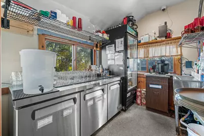 3327  Lake Dr, Hartford, WI 53027 - Photo 20