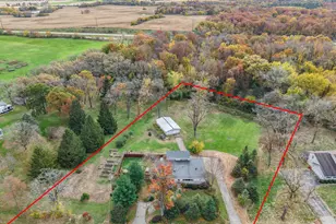 W8133 Creek Rd, Darien, WI 53115 - Photo 1