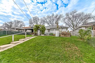 6646 S 20th St, Milwaukee, WI 53221 - Photo 32