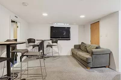 2153 S 96th St, West Allis, WI 53227 - Photo 18