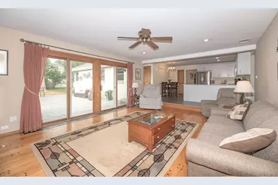 3303 S 123rd St, West Allis, WI 53227 - Photo 2