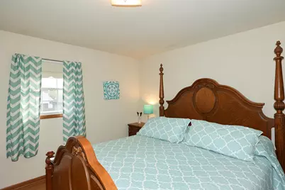 1833  Oak St, South Milwaukee, WI 53172 - Photo 24