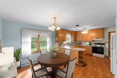 2300  Kevenauer Dr, Brookfield, WI 53005 - Photo 4